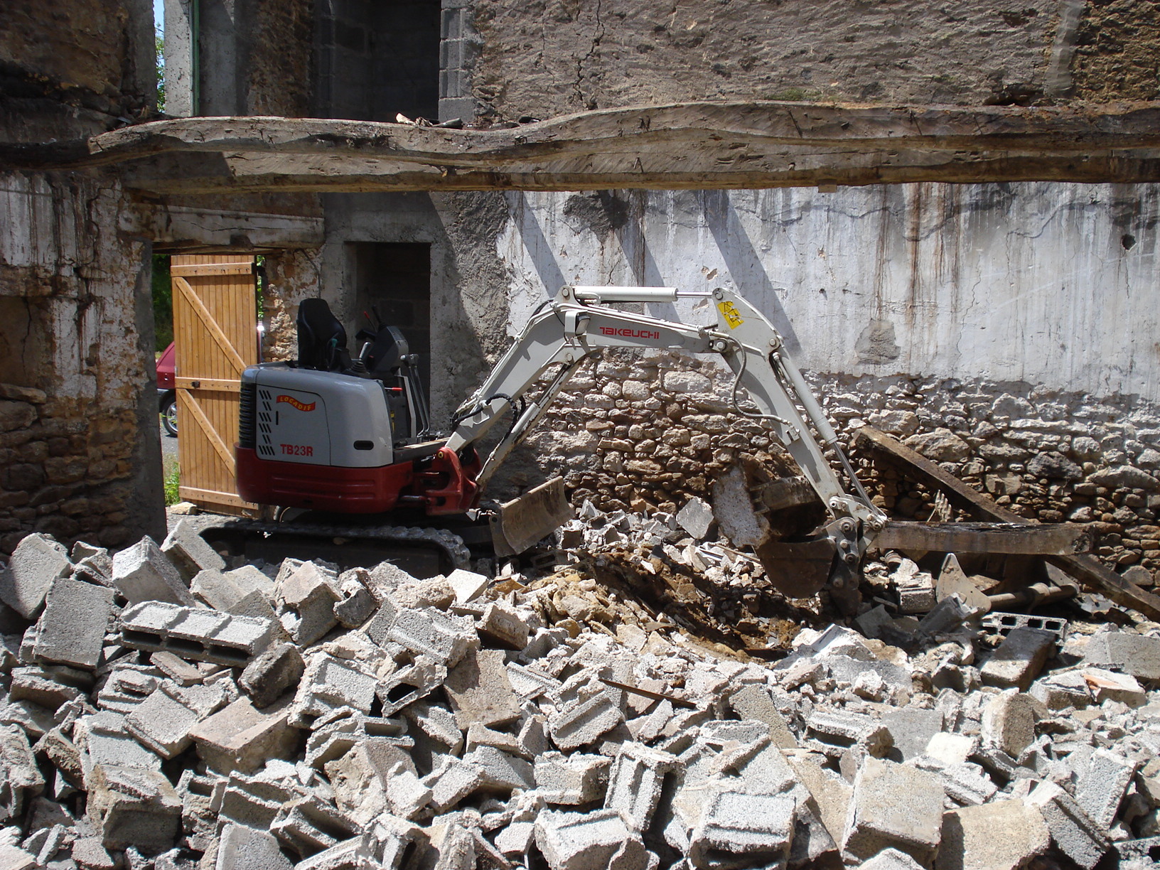 Démolition à Saint-Martin-de-Valamas